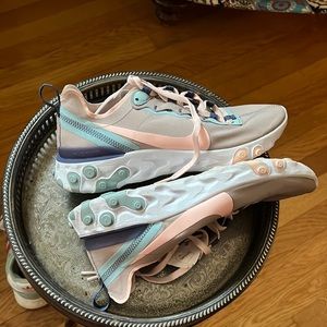 Nike lifestyle shoes